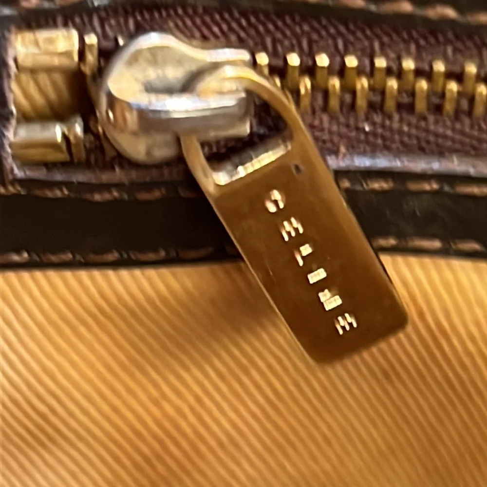 Celine Tote - Picture 9 of 16